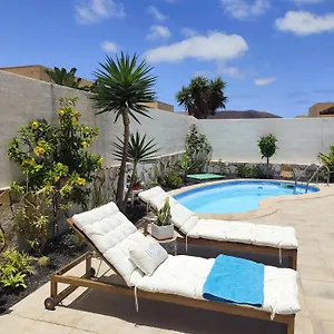  Сasa de vacaciones Makanida España